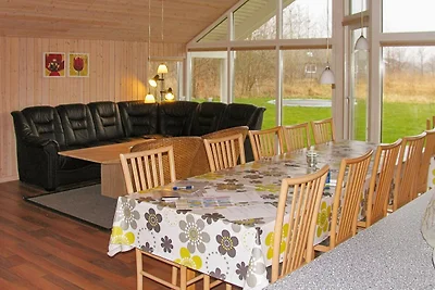 12 Personen Ferienhaus in Idestrup-By Traum