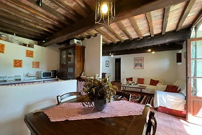 Villa in pietra nei pressi di Cortona