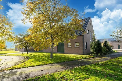 Ferienhaus in Sint Kruis mit Garten