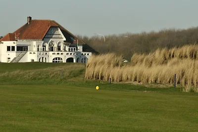 Penthouse in De Haan met Uitzicht op Zee