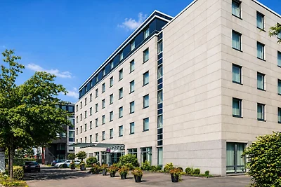 Sunday Düsseldorf Standard Twin Room