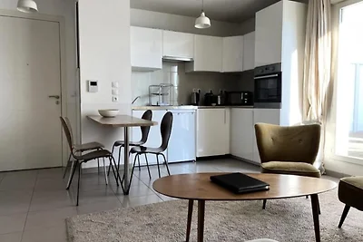 Geräumiges, helles Apartment mit Parkplatz