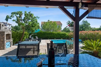 Villa in Barušić mit Schwimmbecken