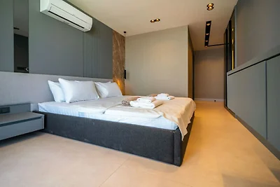 Villa in Kalkan mit Schwimmbecken
