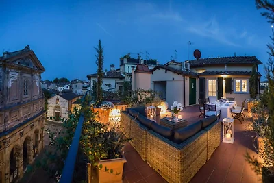 Penthouse in Italië met panoramaterras