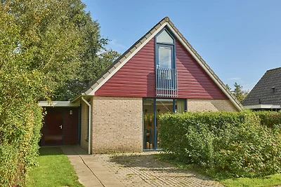 Ferienhaus mit zwei Badezimmern in Zeeland