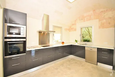 Haus in Maria de la Salut mit Pool