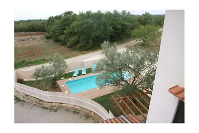 Ferienhaus in Visnjan mit Schwimmbecken