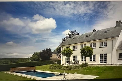 Geräumige Villa mit privatem Pool in Theux