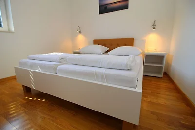 Apartments Kula - Comfort One Bedroom Apartme...