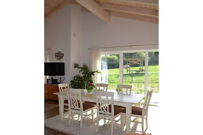 Bungalow in Gerolstein met zwembad