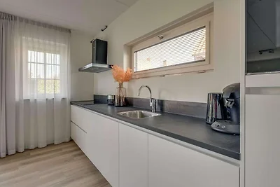 Villa mit Whirlpool und Sauna in einem...