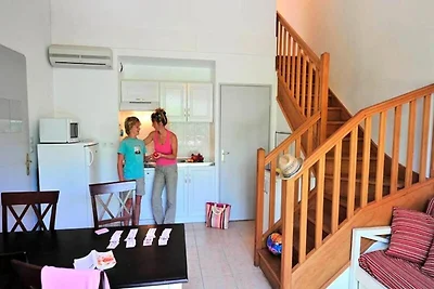 Villa in Mouriès met verwarmd zwembad