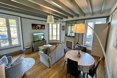 Coin tranquille près de la route de montagne