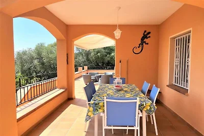 Vakantiehuis in Roses met zwembad