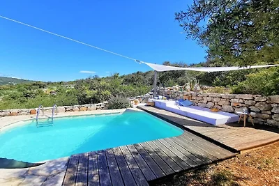 Villa in Drvenik Veli mit Schwimmbecken