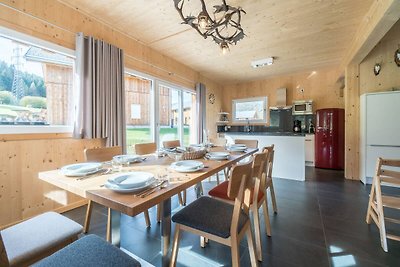 Superior Chalet met sauna en whirlpool