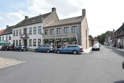 Appartement nabij het marktplein van Watou