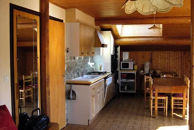 8 camere per 12 persone