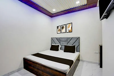 POP 83829H Bhagwati-Palast