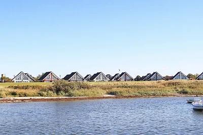 Ostsee-Ferienhaus mit Hafenblick