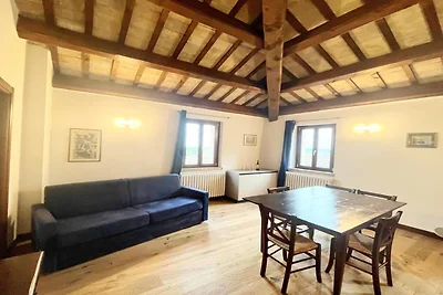Wohnung in einem Dorf mit Swimmingpool