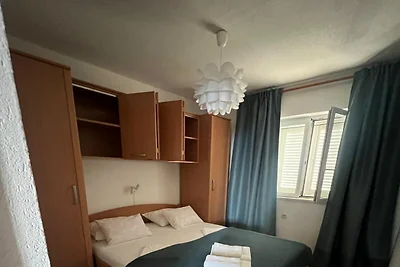 Villa Stella - Two Bedroom Apartment with Bal...