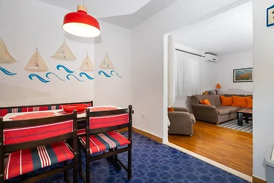 Apartment Oaza - Three Bedroom Apartment with...