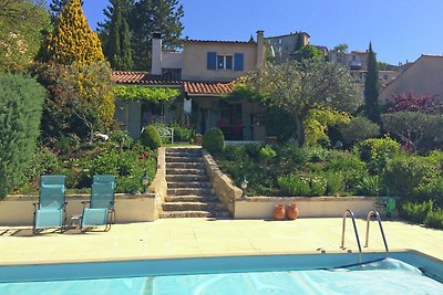 Hübsches Ferienhaus mit privatem Pool