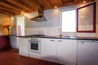 Casa unifamiliare con terrazza e giardino