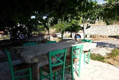 Schönes großes traditionelles griechisches Ha...