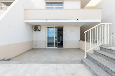 Aria condizionata e terrazza vista mare