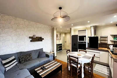 Wohnung in Capuche Alliés mit Bergblick