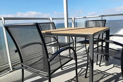 Schöne Wohnung mit Meerblick