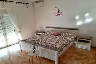 Apartments Tomislav - Superior Two Bedroom Ap...