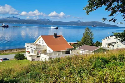 6 osob apartament w Finnsnes-By Traum
