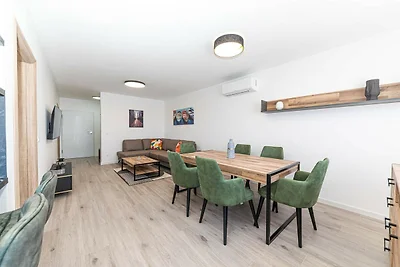 Two Bedroom Apartment with Sea View and...