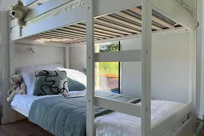 Una confortevole casa sull'acqua per 4 person...