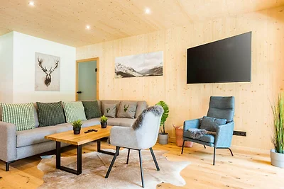 Ansprechende Wohnung mit Pool