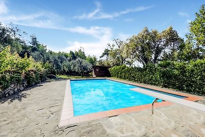 Spaziosa Villa indipendente con piscina e spe...