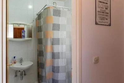 Villa Valjalo - Two Bedroom Apartment With Se...