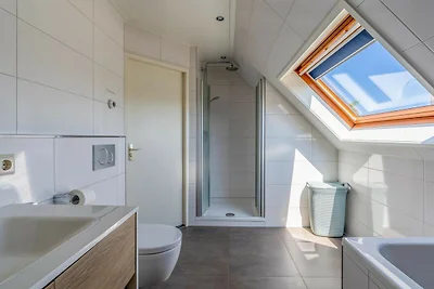 Charmante Villa in der Nähe von Meer und Wald