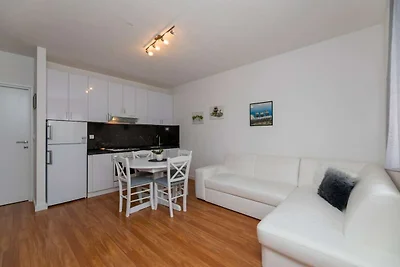 Villa Supetar Garden - Two Bedroom Apartment ...