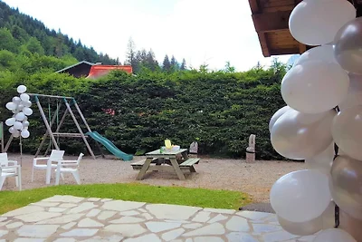 Alpenhut in een chatel met barbecue