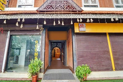 Super Collection O Calvathy Road