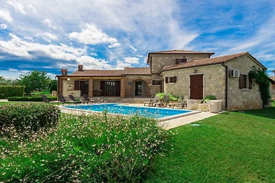Villa in Vižinada met zwembad