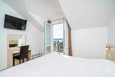 Villa Samba - Two Bedroom Apartment with Balc...