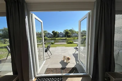 Ferienhaus in Makkum mit Schwimmbecken