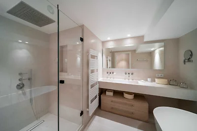 Oasi di charme con terrazza 4 BD/8P - Cannes