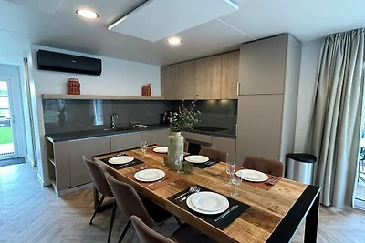 Ferienhaus in Mol mit Terrasse und Wifi